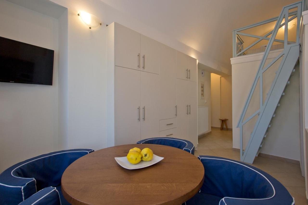 Santorini Med Homes - Sunday Apartment Mesaria Eksteriør bilde