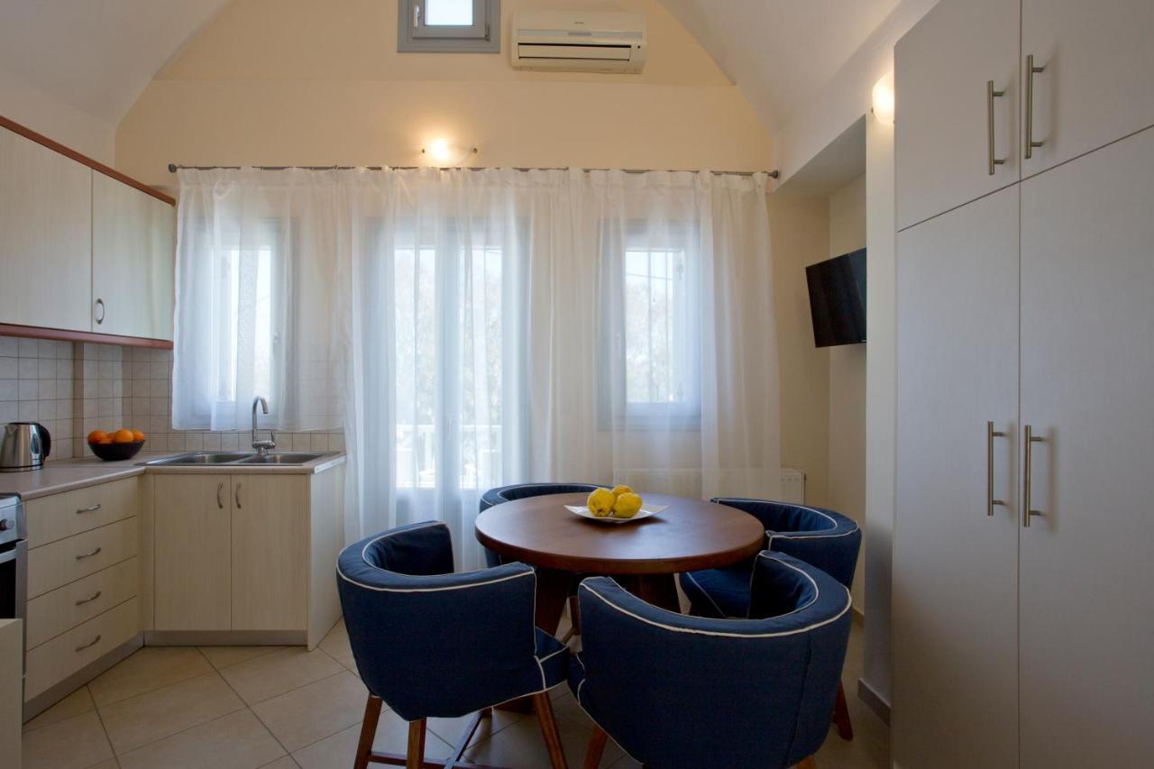 Santorini Med Homes - Sunday Apartment Mesaria Eksteriør bilde