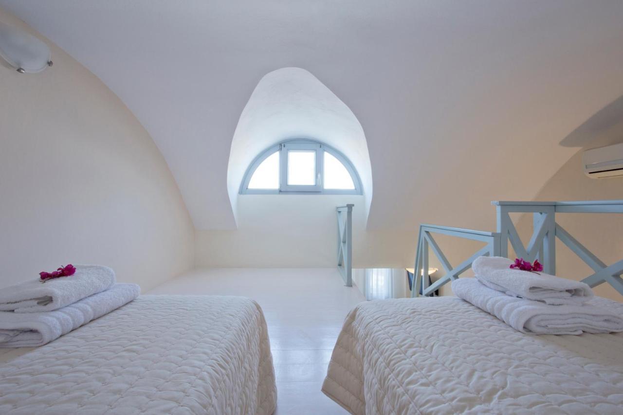 Santorini Med Homes - Sunday Apartment Mesaria Eksteriør bilde